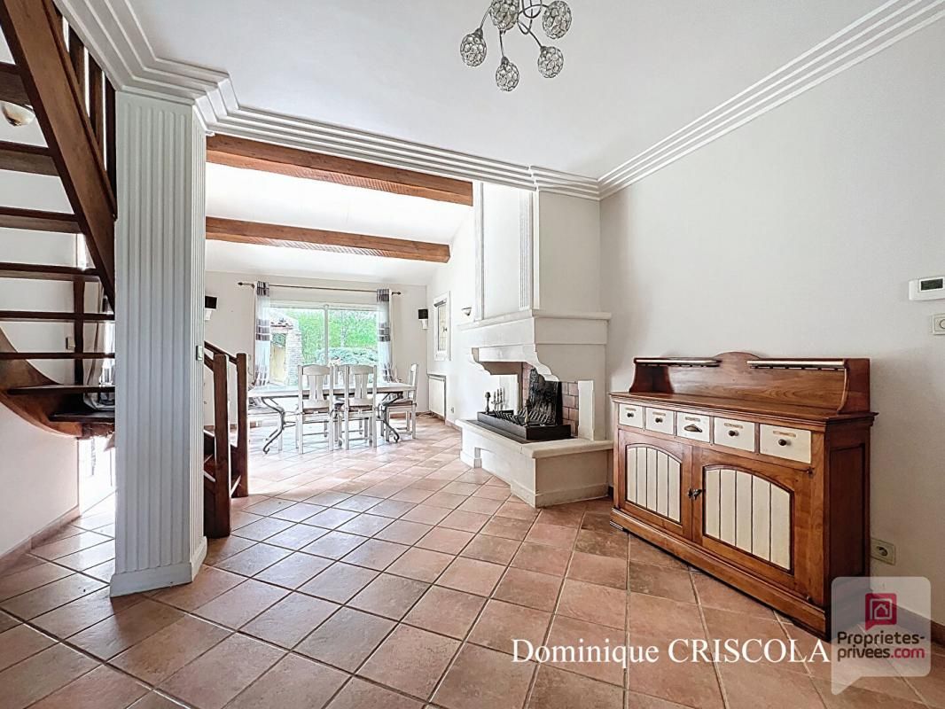 SAINT-ZACHARIE Maison Saint Zacharie 5 pièce(s) 140m2 env. avec piscine et grand jardin 3