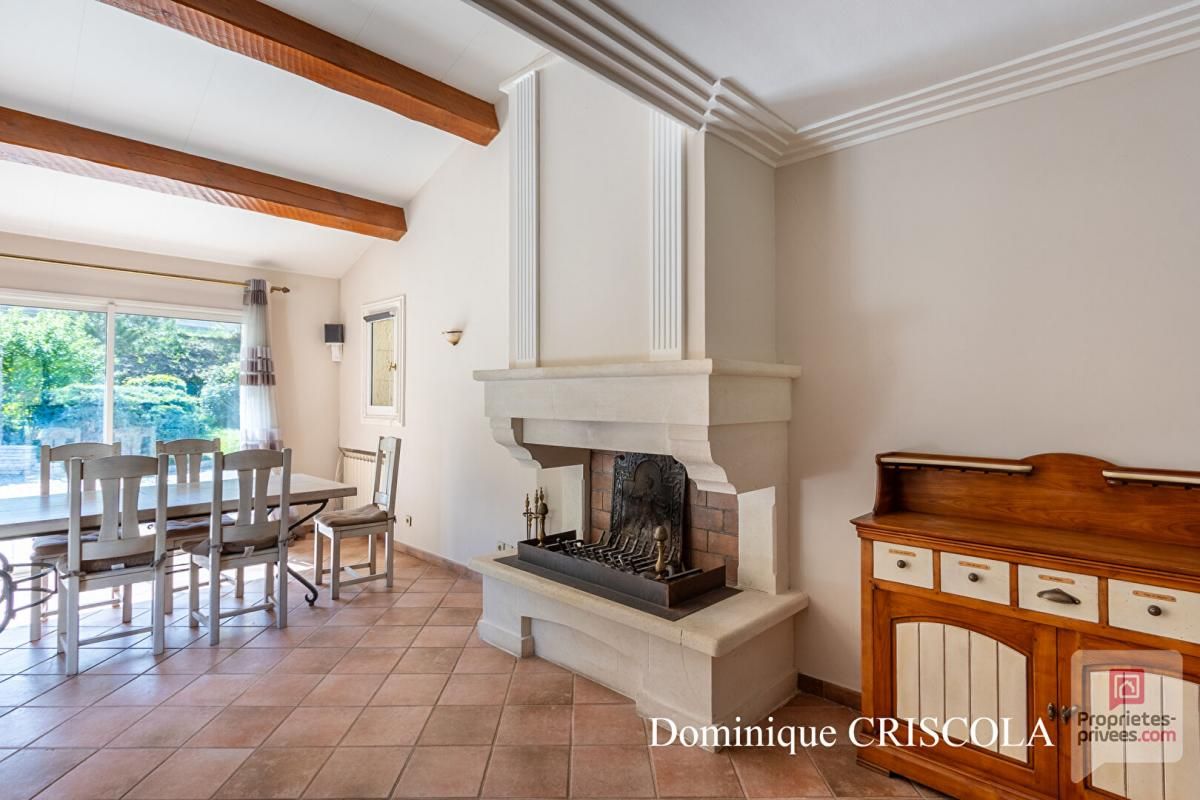 SAINT-ZACHARIE Maison Saint Zacharie 5 pièce(s) 140m2 env. avec piscine et grand jardin 4