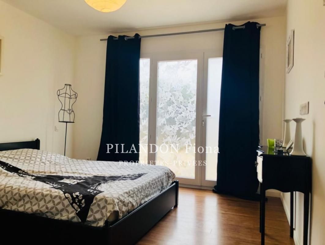 LAURIS Appartement T2 en rez-de-chaussée, à deux pas du centre de Lauris 4