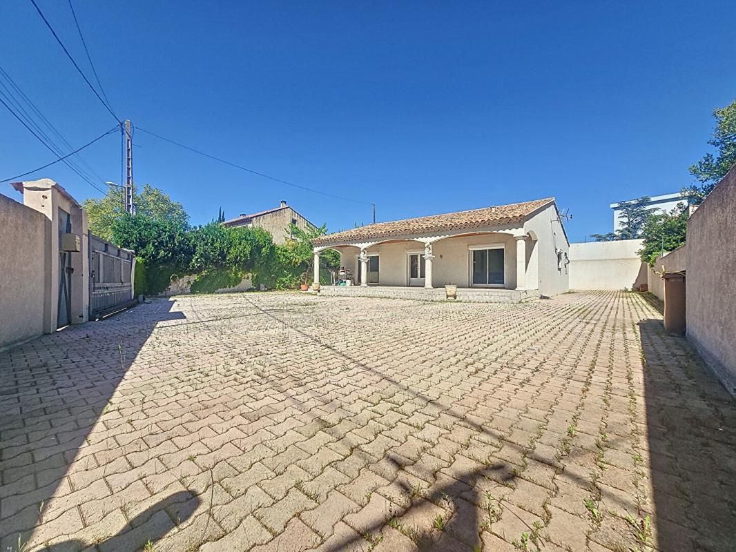 Villa 4 pièce(s) 120 m2