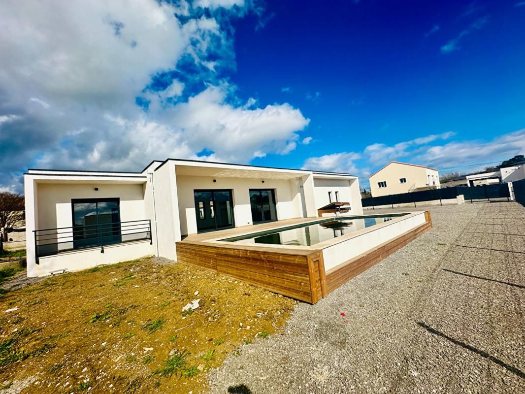 SAINT-PRIVAT-DES-VIEUX Villa Saint Privat Des Vieux 5 pièce(s) 125 m2 + piscine 4