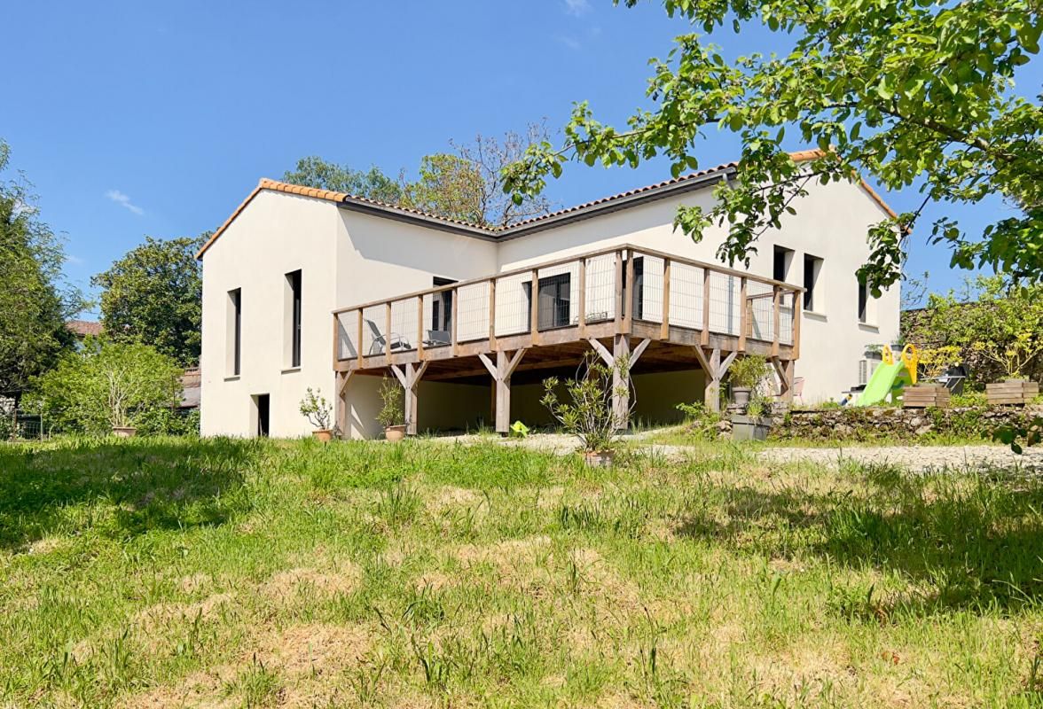 Maison Sevremoine 6 pièce(s) 139 m2