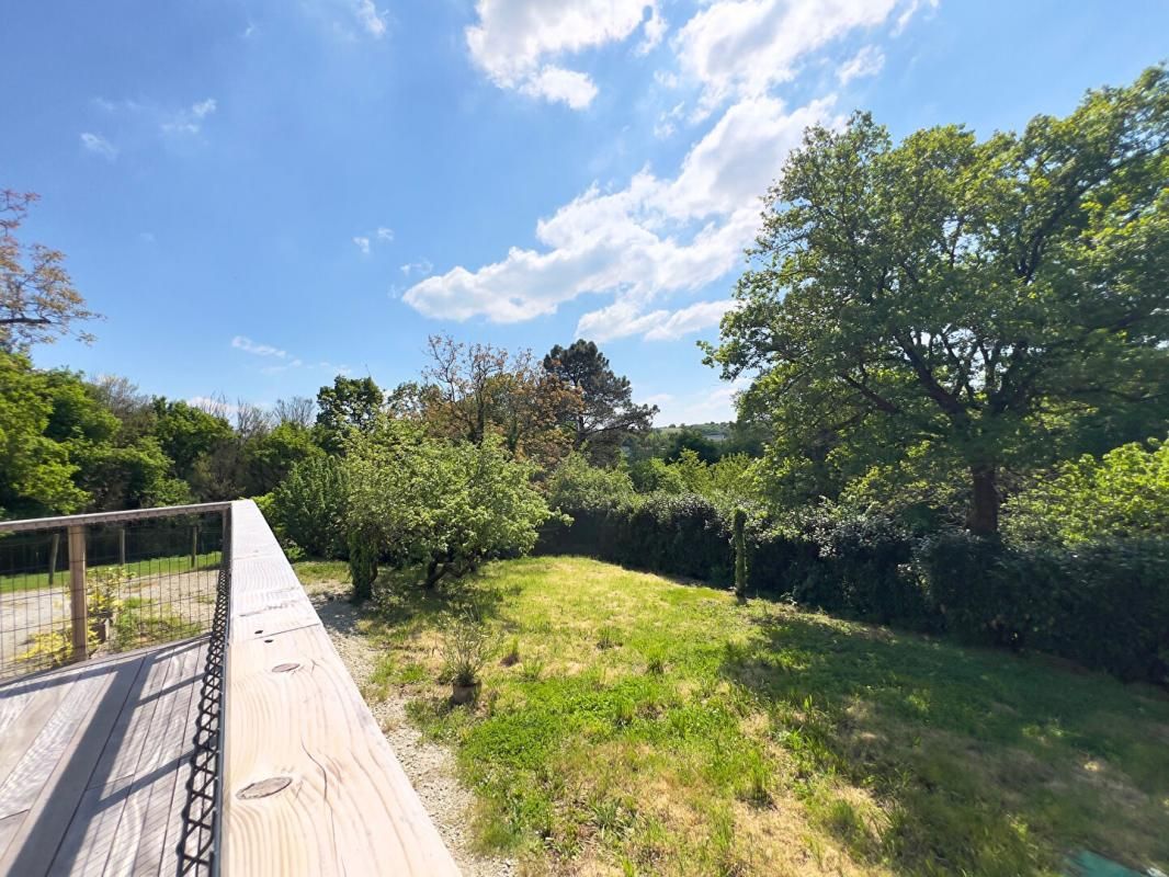 SèVREMOINE Maison Sevremoine 6 pièce(s) 139 m2 2