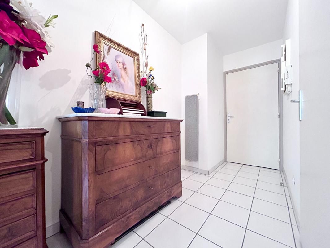 AIX-LES-BAINS Appartement Aix-les-Bains 3 pièce(s) 63.87m2 4