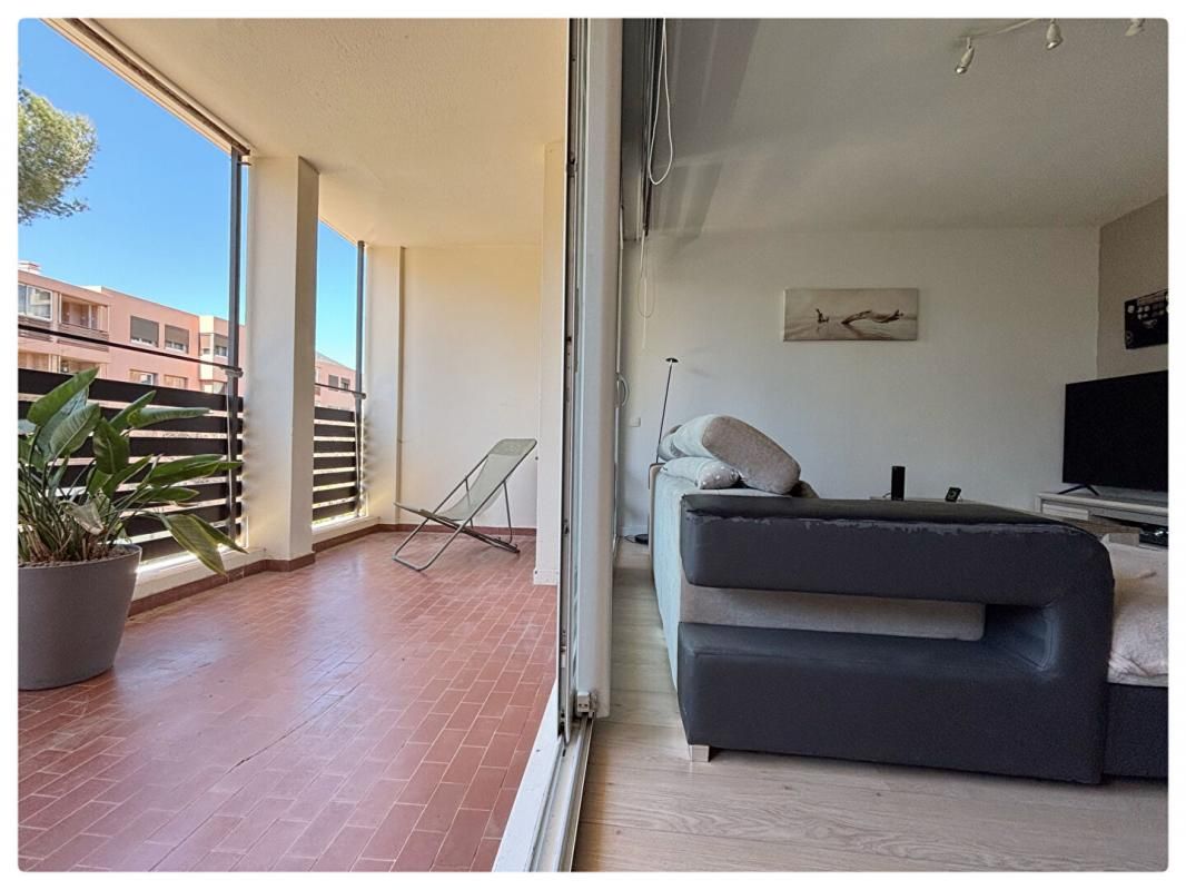 LA VALETTE-DU-VAR Appartement traversant 3 pièces 66 m2 3