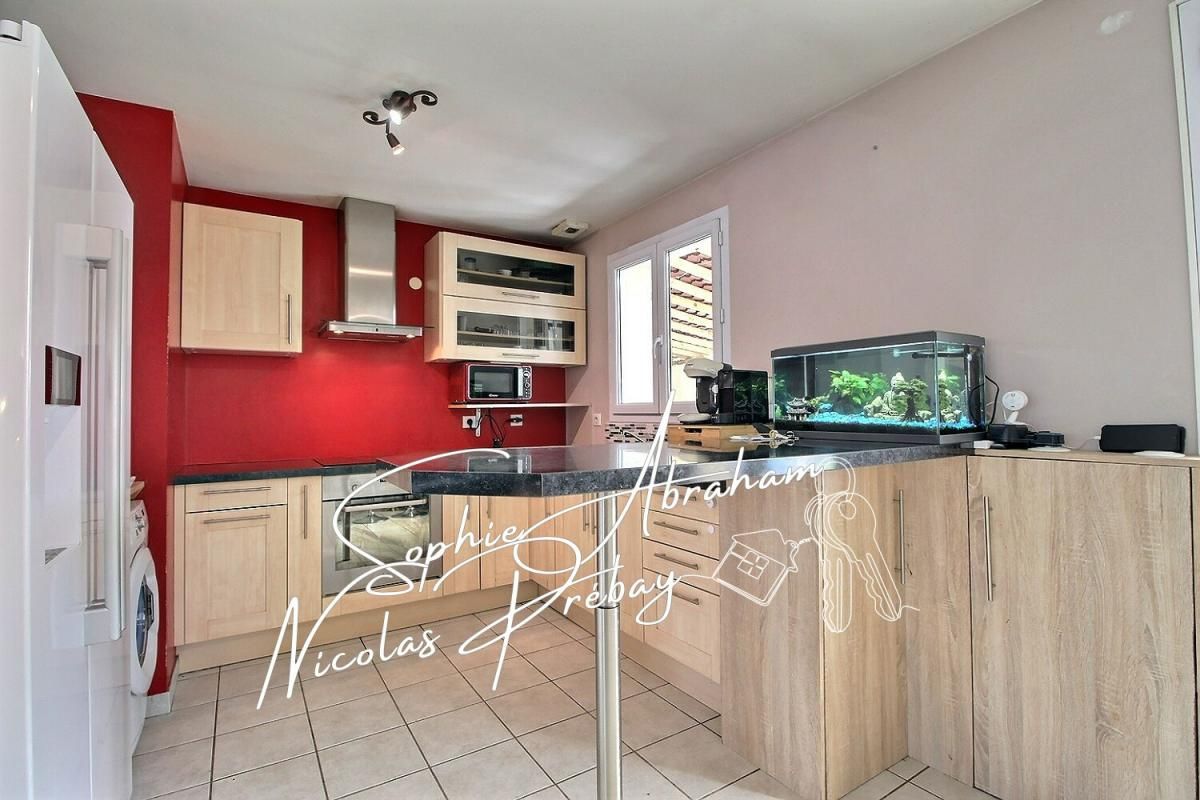 TOURY Maison individuelle, 6 chambres, jardin 3