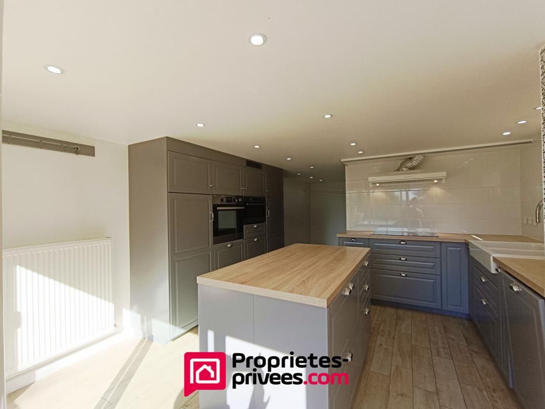 ITEUIL Maison Iteuil 6 pièces 133 m2 2