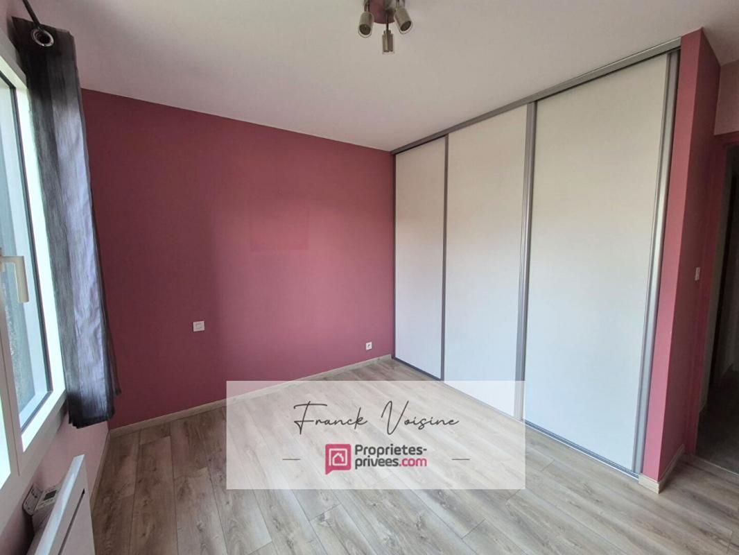 LES HERBIERS A VENDRE  -  Les Herbiers - Maison de plain-pied,  3 Chambres sur un terrain de 610 M2 env 4