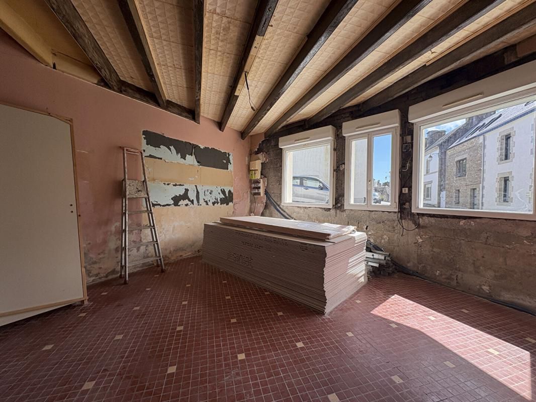 RIEC-SUR-BELON A vendre RIEC SUR BELON (29340) Maison à rénover 6 pièces 126 m2 4