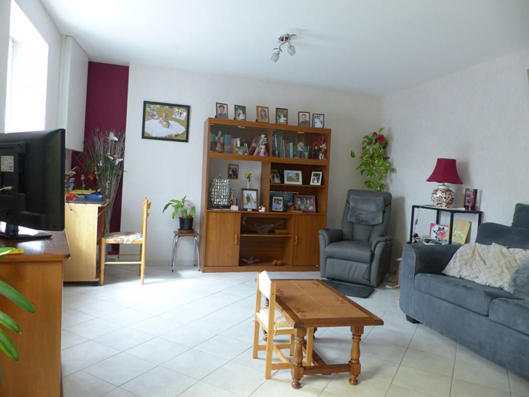 OUZOUER-SUR-LOIRE Maison Ouzouer Sur Loire 4 pièce(s) 86 m2 3