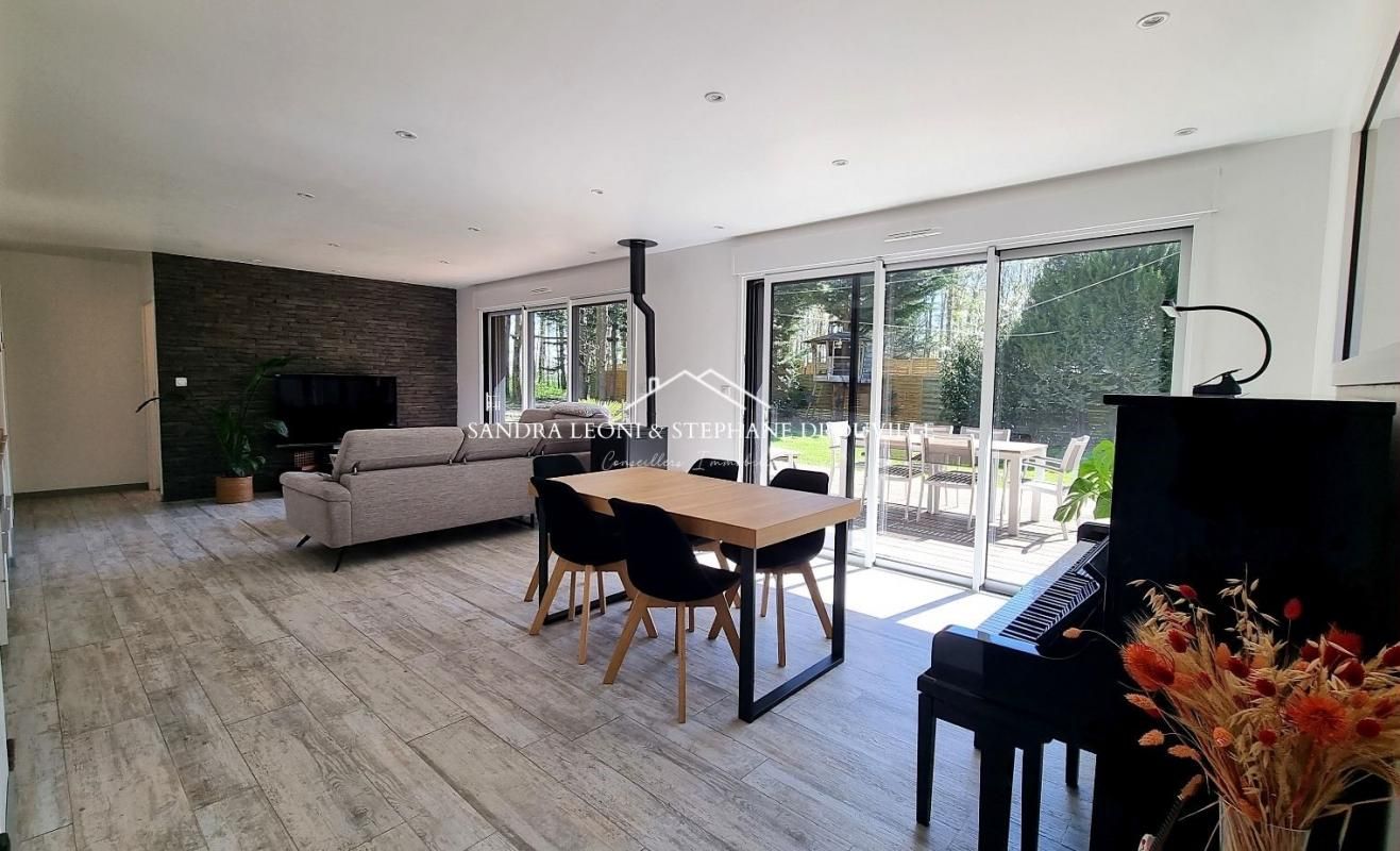 MAINTENON PROCHE MAINTENON - SOMPTUEUSE MAISON CONTEMPORAINE OSSATURE BOIS de 117 m², 6 pièces 4