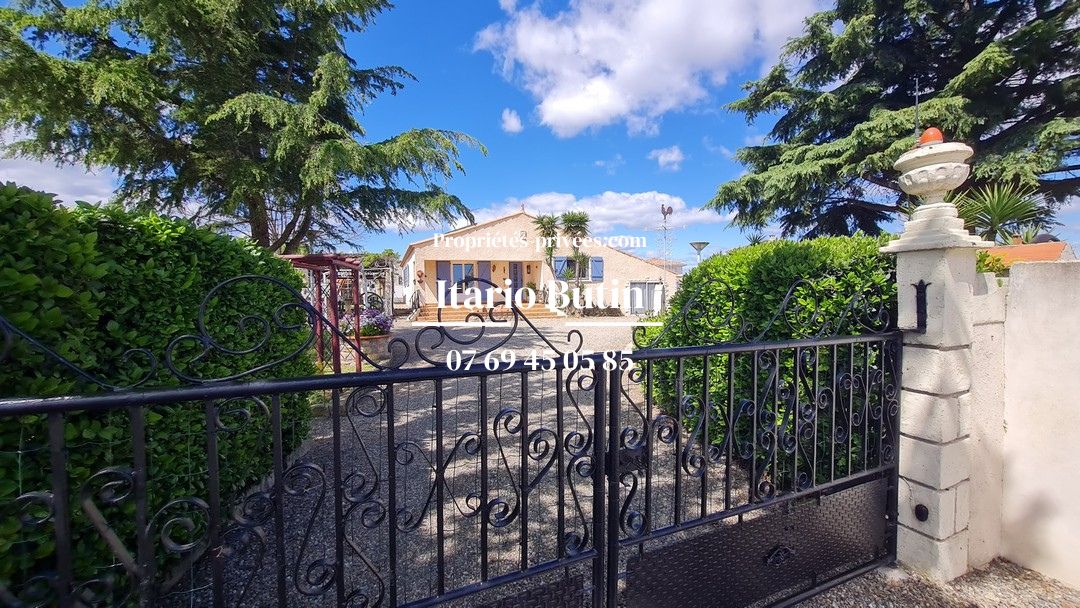 TOURBES Villa avec piscine et garage 5 pièce(s) 171 m2 2