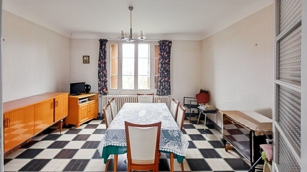 SAINT-CIVRAN Maison Saint Civran 5 pièce(s) 95 m2 4