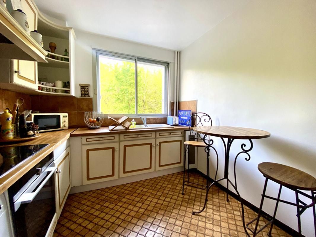 SEVRES Appartement F3 sans vis à vis 92310 Sèvres 3