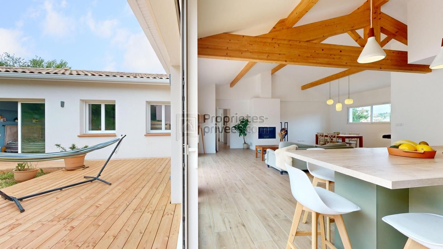 Rare : Maison de plein-pied contemporaine très récente