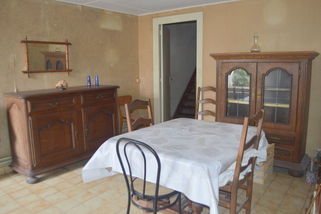 MORTAGNE-SUR-GIRONDE Maison de village 3 pièce(s) 80 m2 3