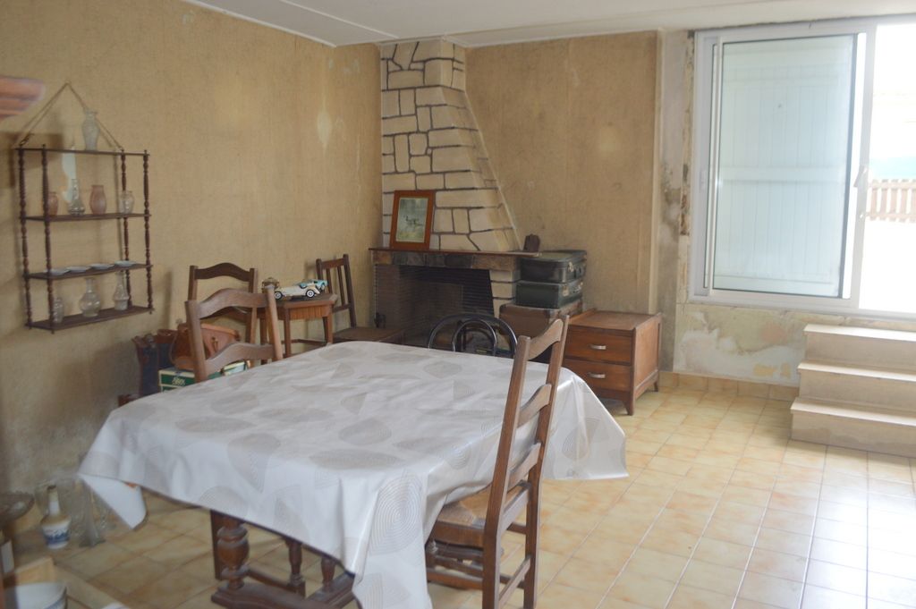 MORTAGNE-SUR-GIRONDE Maison de village 3 pièce(s) 80 m2 4