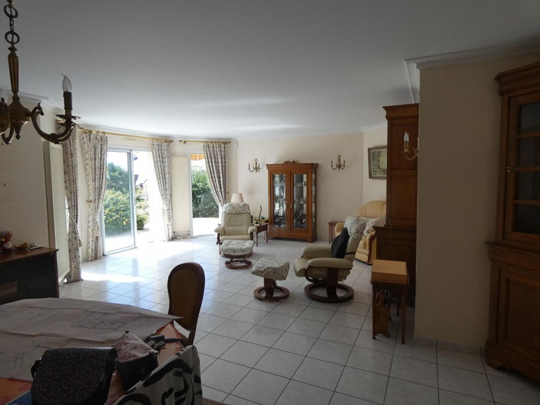 GUERANDE Belle maison contemporaine de 1997 3