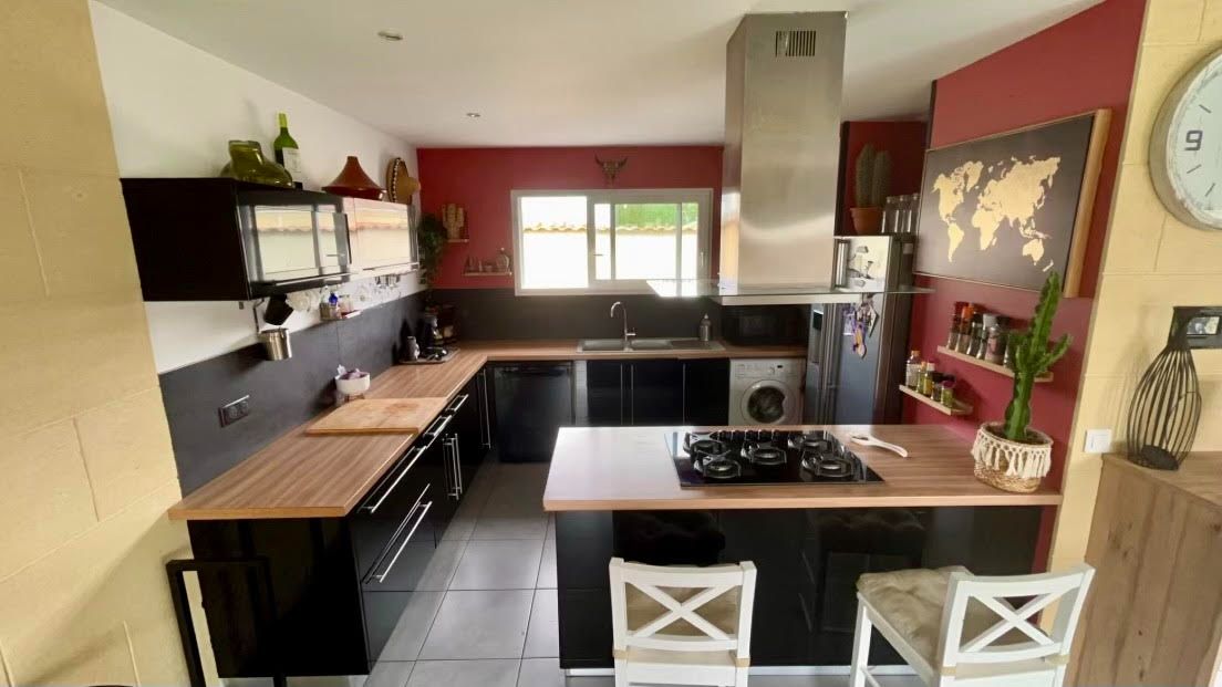SAINT-LOUBES Maison Saint Loubes 4 pièce(s) 93 m2 4