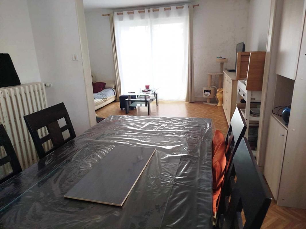SAINT-THURIAU Maison de bourg 3 chambre 4