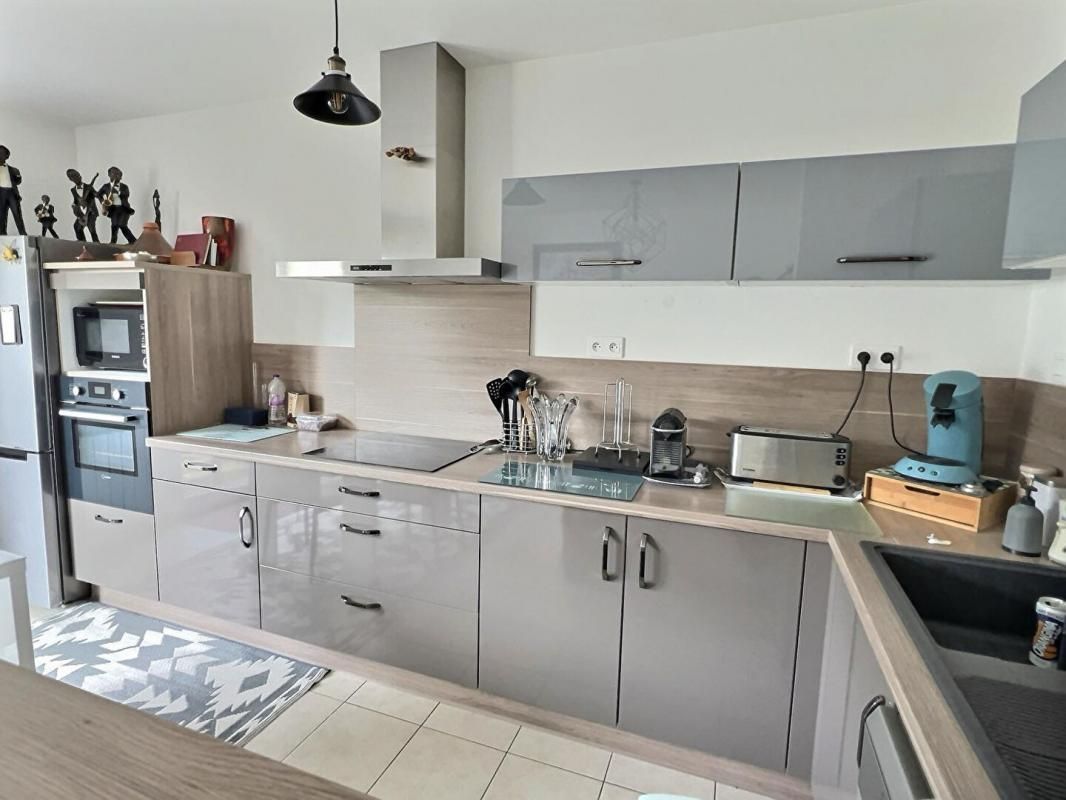 L'HOUMEAU Appartement 2 pièce(s) 44.9 m² 4
