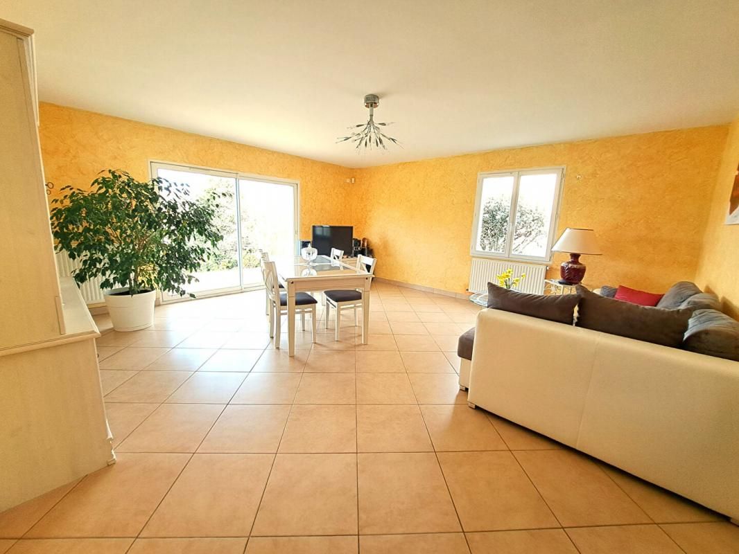 MORNAC Maison de plain-pied très bien entretenue 98 m2 4