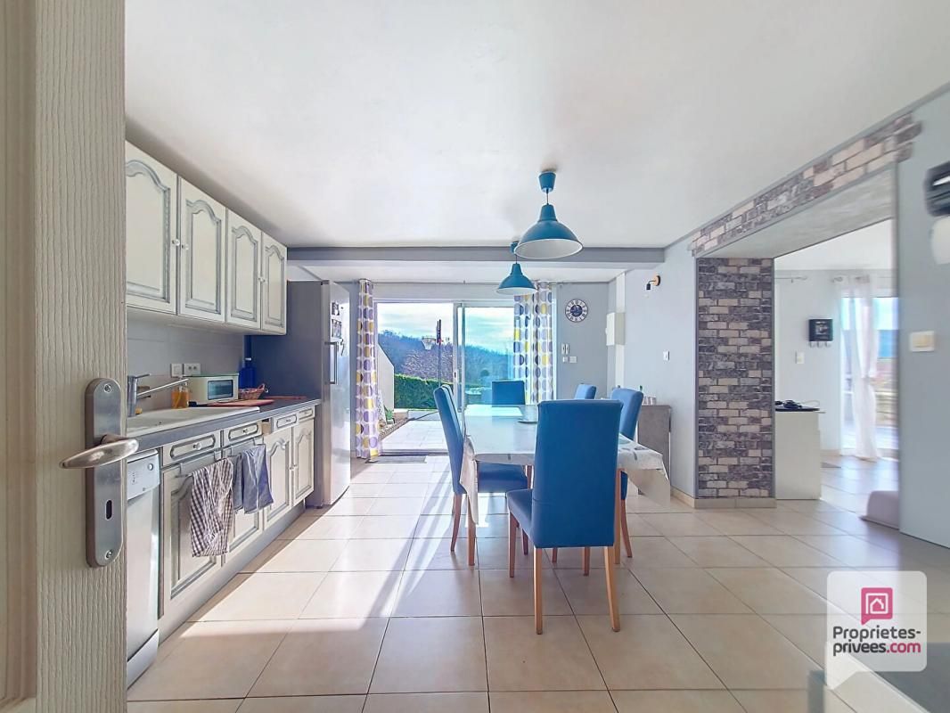 LISSAC-SUR-COUZE Rare :Maison  5 pièces-vue dégagée- Lissac Sur Couze 4
