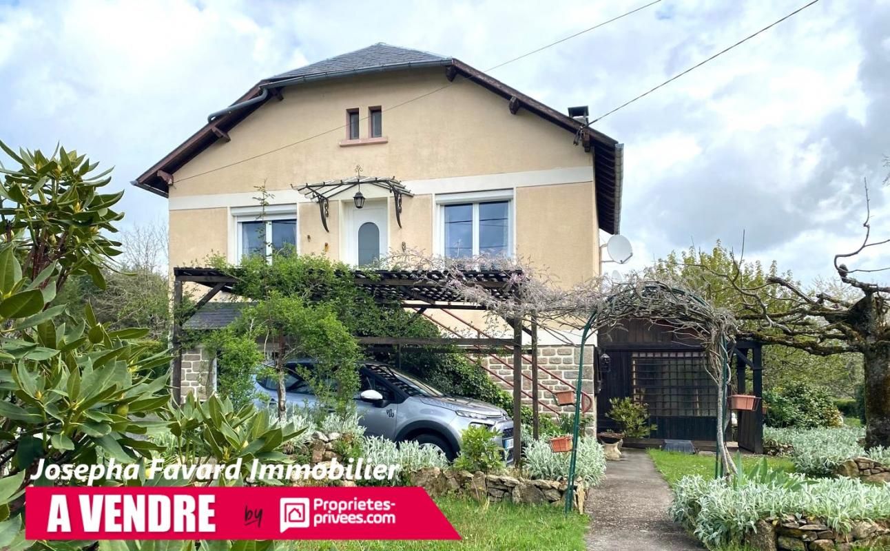 Maison 4 chambres -121 m² - Jardin paysager 2500 m² -Garage 45 m²