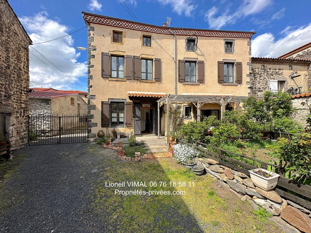 BERGONNE Maison 6 pièces 164 m2 avec dépendances 2