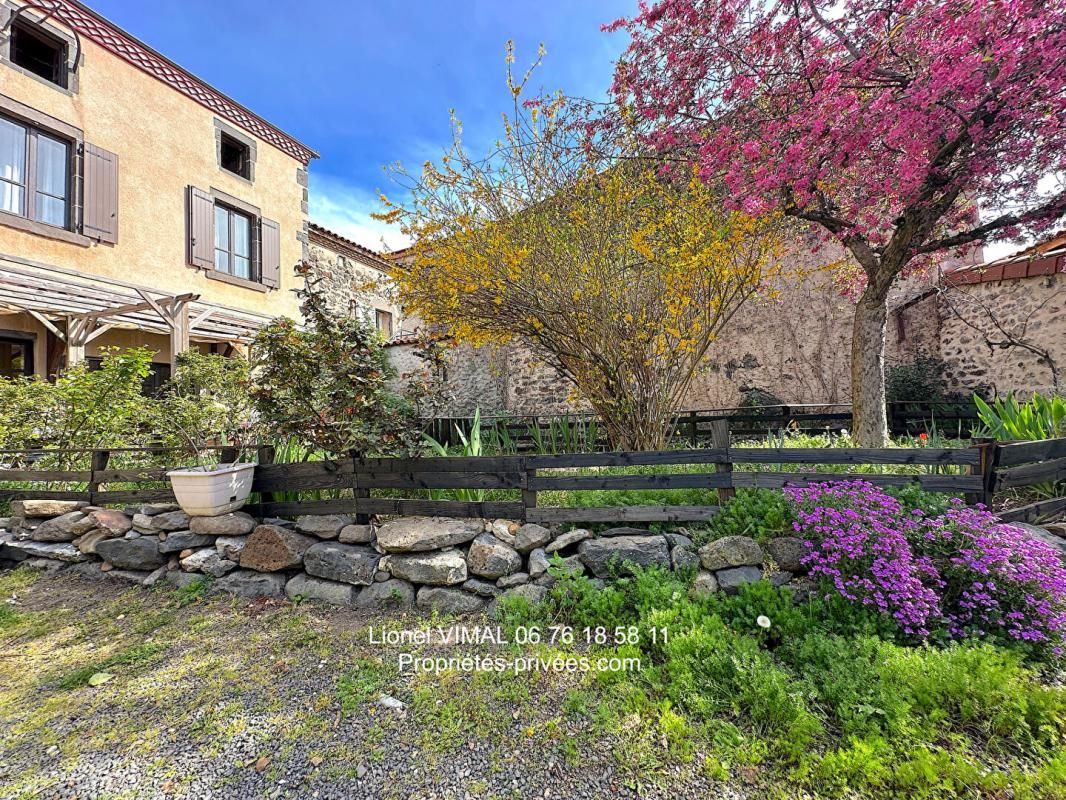 BERGONNE Maison 6 pièces 164 m2 avec dépendances 3
