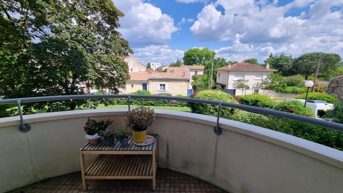 BORDEAUX Appartement 4 pièces 80 m2 Bordeaux Caudéran Lestonnat 3