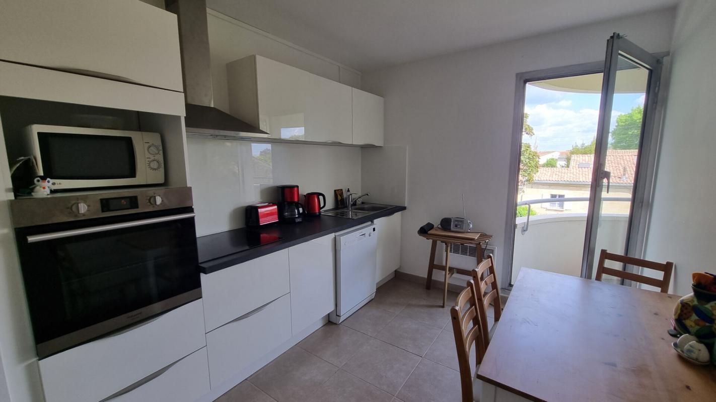 BORDEAUX Appartement 4 pièces 80 m2 Bordeaux Caudéran Lestonnat 4