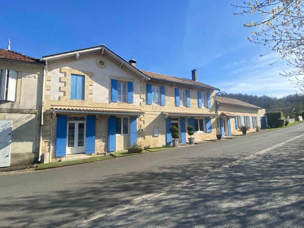 Maison 7 pièce(s) 300 m2