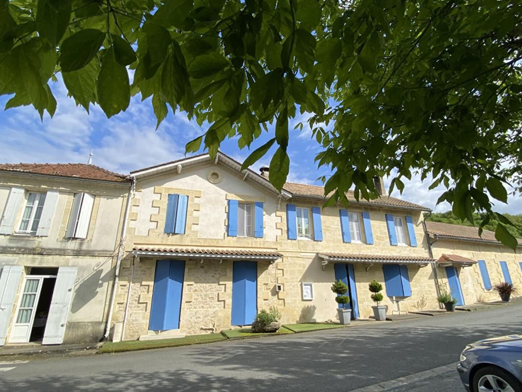 SAINT-PEY-DE-CASTETS Maison  7 pièce(s) 300 m2 3