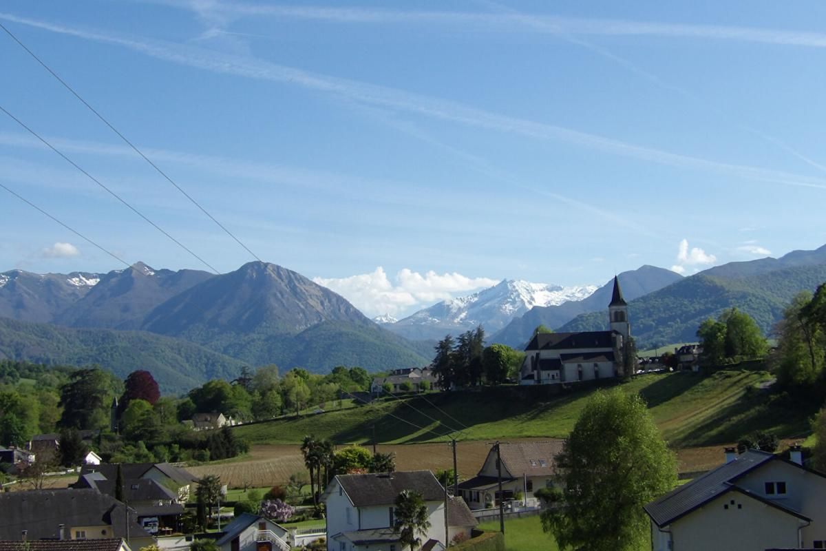 ASSON Maison avec jardin, vue Pyrénées 2
