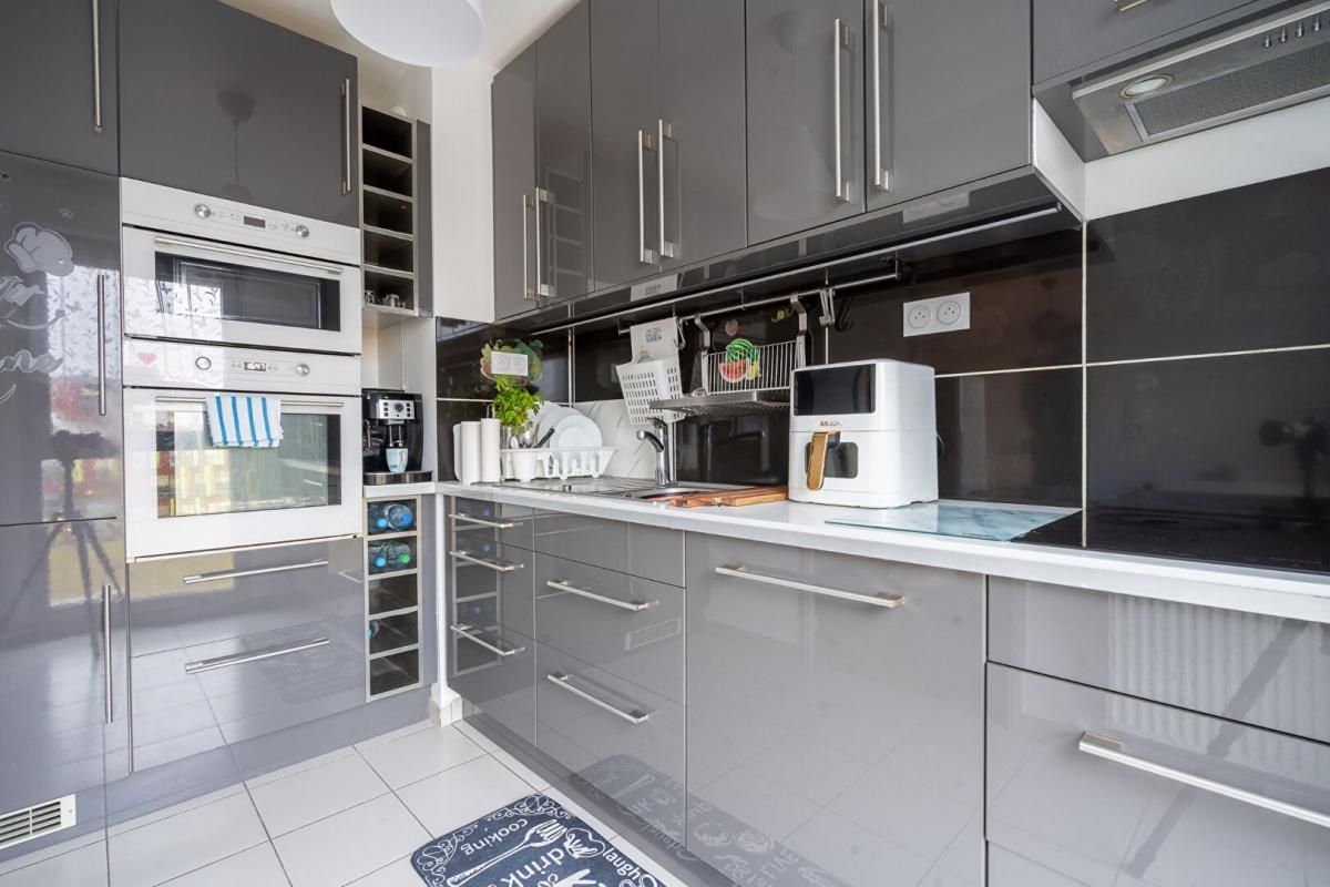 BOBIGNY EXCLUSIVITÉ ? APPARTEMENT FAMILIAL 3 CHAMBRES AVEC BALCON ? CALME ET LUMINEUX ? BOBIGNY CENTRE 3