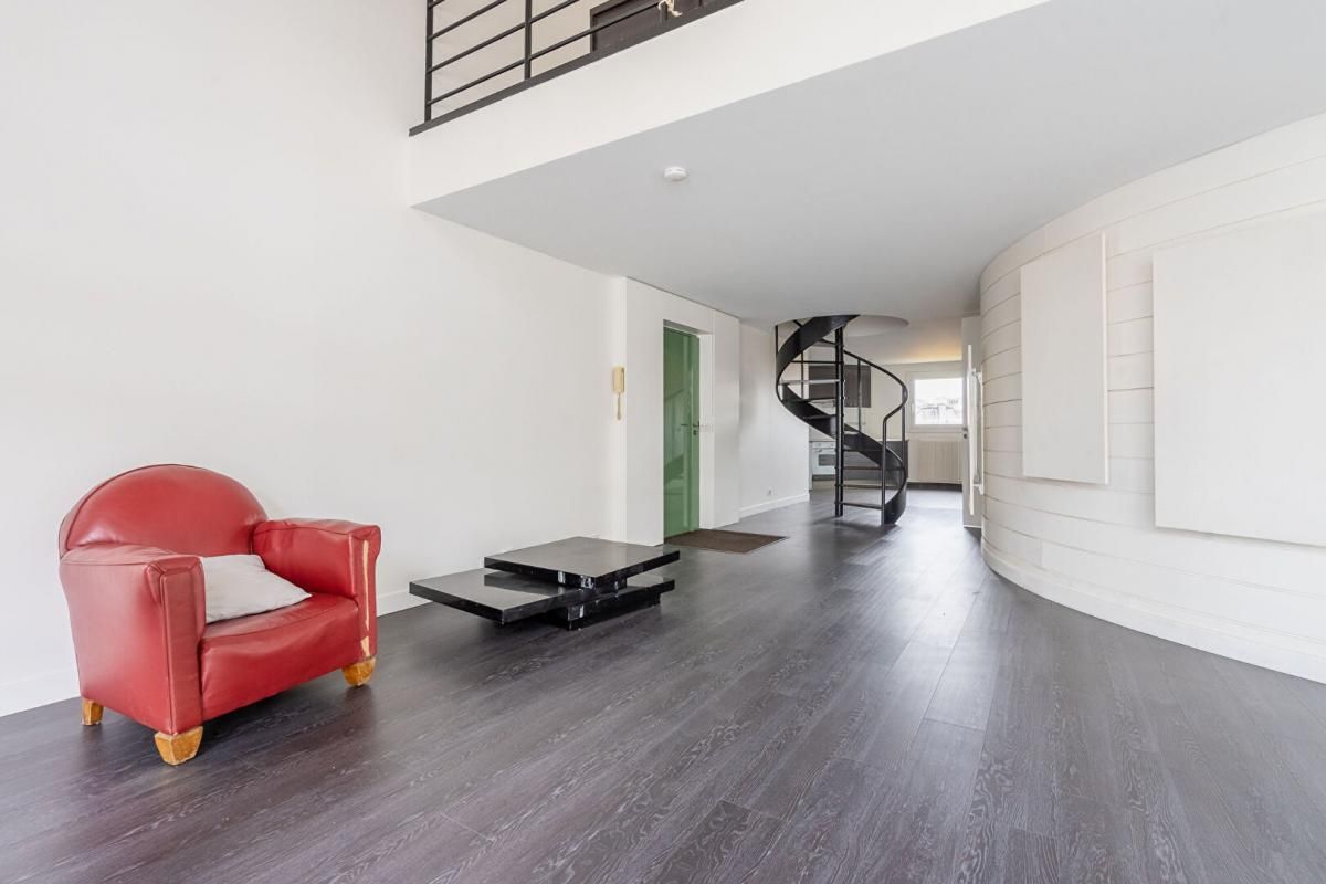 Lumineux duplex familial avec terrasse ? Un havre de paix aux portes de Paris