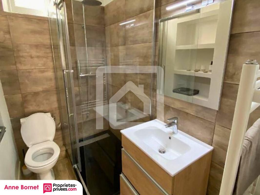 GRASSE Immeuble 7 appartements rénovés - beau potentiel locatif, idéal investisseurs ! 3