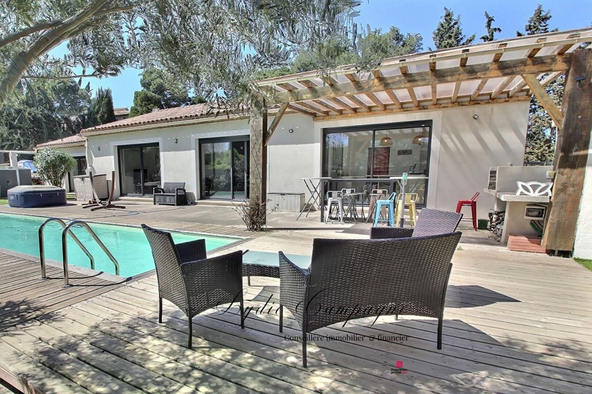 Maison Escales 5 pièce(s) 154 m2