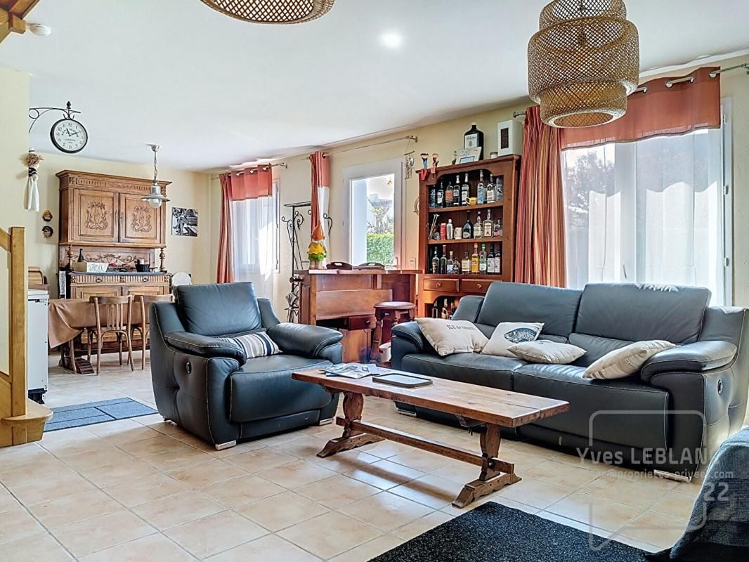 GROIX Maison Groix 6 pièce(s) 74 m2 2