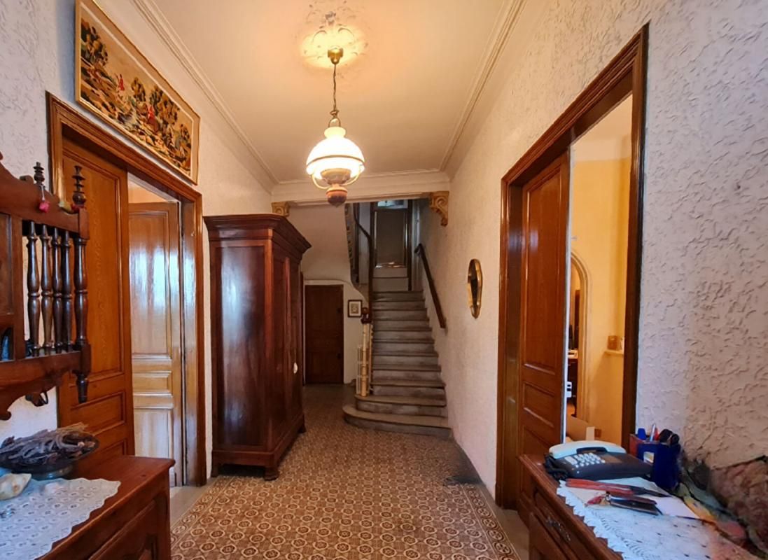 ALES RARE ET EXCEPTIONNEL Maison de maitre à 2 pas du centre ville 4