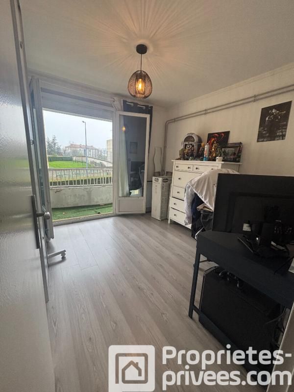 SAINT-ETIENNE Appartement Saint-etienne 3 pièce(s) 67;15 m2 4