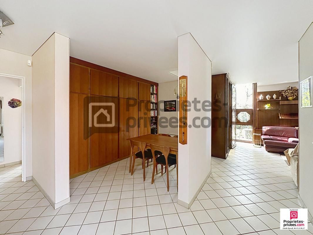 ROISSY-EN-BRIE Appartement Roissy En Brie 3 pièce(s) 72 m2 2