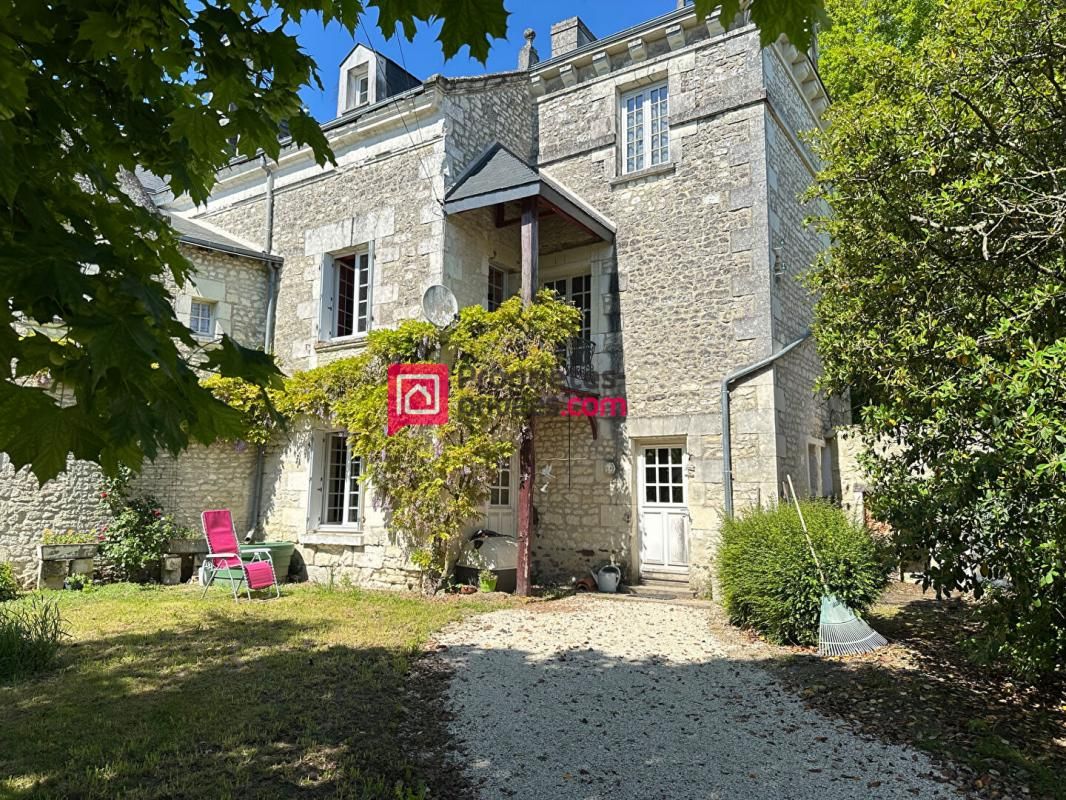 CHINON Maison Chinon 5 pièce(s) 190 m2 2