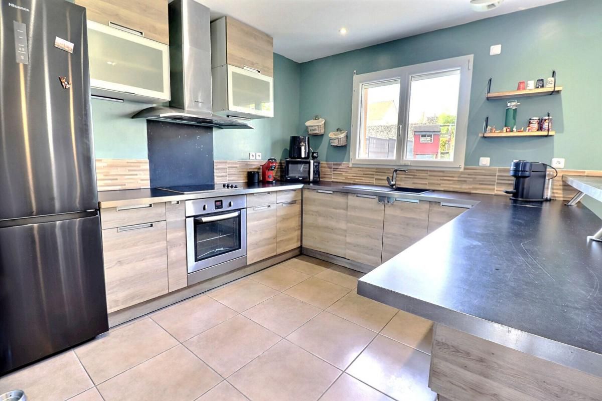 BAILLEUL-SUR-THERAIN Pavillon récent à Bailleul-sur-Thérain  4 pièces? 112 m² ? Terrain de 590 m² 2