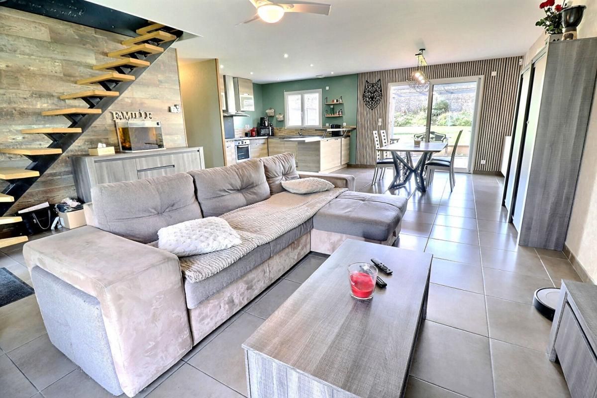BAILLEUL-SUR-THERAIN Pavillon récent à Bailleul-sur-Thérain  4 pièces? 112 m² ? Terrain de 590 m² 4