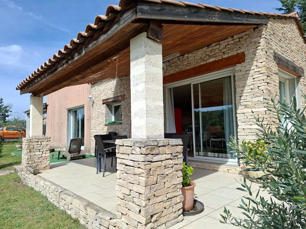 CRUIS MAISON INDIVIDUELLE DE PLAIN-PIED 118 M² 6 PIECES 4 CHAMBRES AVEC PISCINE SUR 2400 M² DE TERRAIN 3