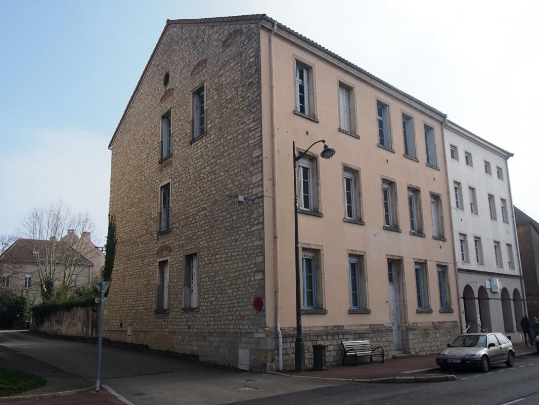 Immeuble Is Sur Tille 20 pièce(s) 500 m2
