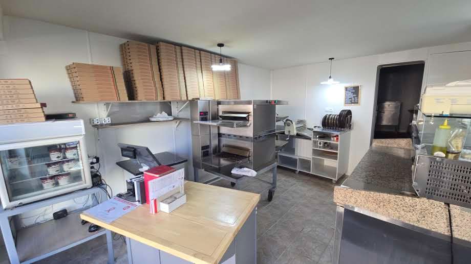 DREUX 28000 DREUX - Restauration rapide PIZZERIA 3