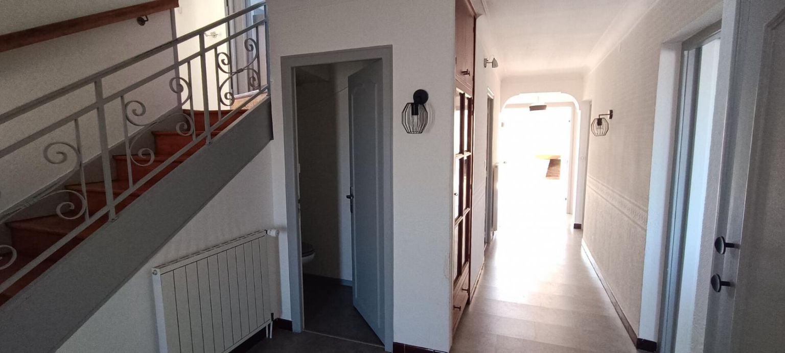 SAINT-SAUVEUR Maison familiale 7 pièces 193 m2 2